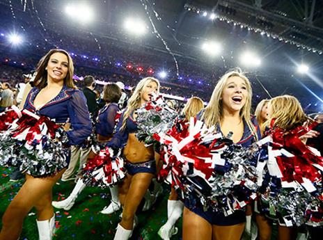 גם המעודדות בטירוף (getty)