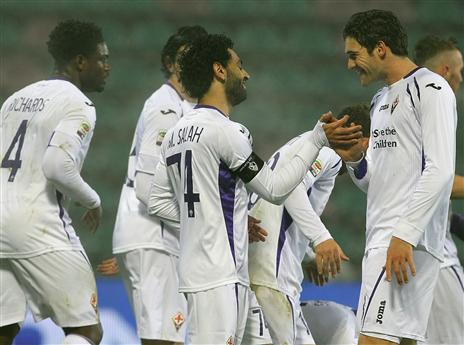 סאלח עם הראשון שלו במדי פיורנטינה (gettyimages)