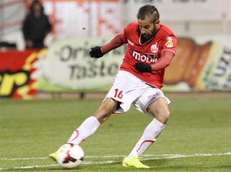 "אם יבקשו ממני, אשחק גם כבלם". גבאי (דני מרון)