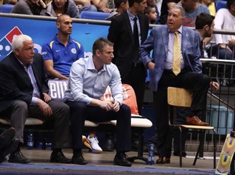 עם הראש בברלין (אלן שיבר)