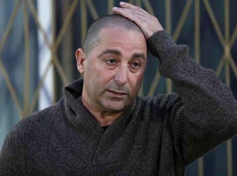 האוהדים עונים לו (צילום: אלן שיבר)