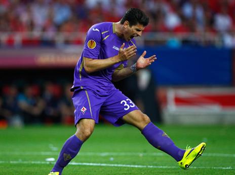 מריו גומז מתוסכל. פיורנטינה חייבת שער חוץ (GETTYIMAGES)