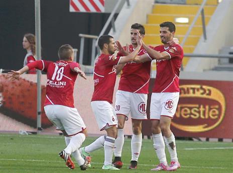 המועדון הלך לקראתם. שחקני הפועל ת"א (אלן שיבר)