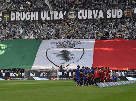 אוהדי יובה חוגגים את האליפות (Getty)