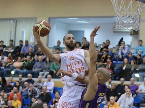 קארמייקל מול רוזפלט, מאץ'-אפ חשוב (אודליה מטרי, מכבי ראשל"צ)