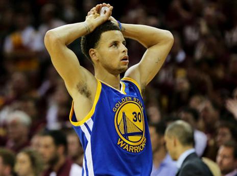 קרי. כל הלחץ על הכתפיים שלו (getty)