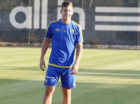 איפה הוא ישחק? רייכרט (אלן שיבר)