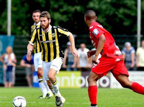 ייני במשחק האימון (צילום: אתר רשמי ויטסה)