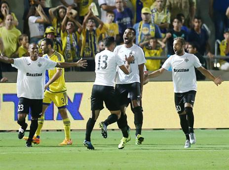 הרגע בו הצהובים נכנסו לחרדה (צילום: אלן שיבר)