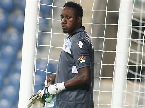 יש מקום לעוד 3 זרים. איינוגבה (אלן שיבר)