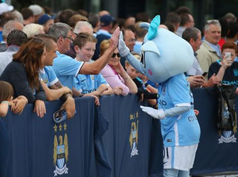 התרגשות בצד התכול של מנצ'סטר (gettyimages)
