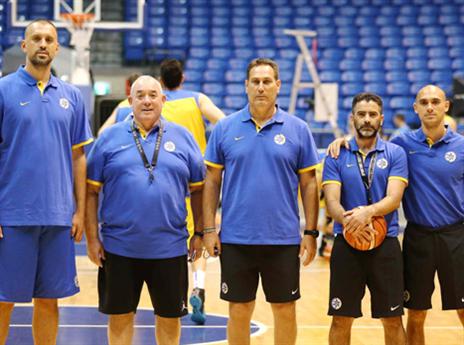 הצוות החדש במכבי ת"א. גודס לא היה חלק מתהליך קבלת ההחלטות (אלן שיבר)