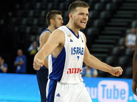 הכל דינאמי באליפות אירופה. מקל (אלן שיבר)