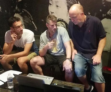 איך עוברים גם את השמינית? הצוות עובד על זה