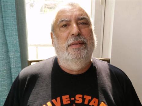 ריגר. ראה את לברון מקרוב