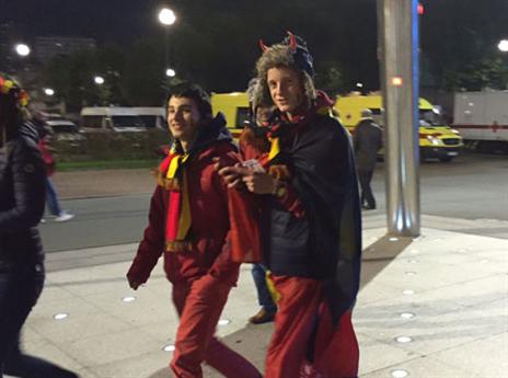 אותם פחות מעניינים סידורי האבטחה (מאיה רונן)