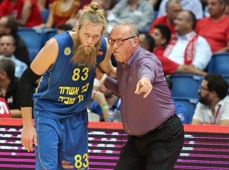 ירשמו ניצחון ראשון? שרף ושולדבראנד (אלן שיבר)