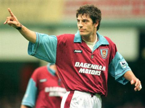 כמו כפפה ליד. ביליץ' בימיו כשחקן (getty)