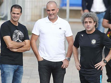 גם החברים מפעם באו לפרגן. עטר עם חזן וחרזי (אלן שיבר)