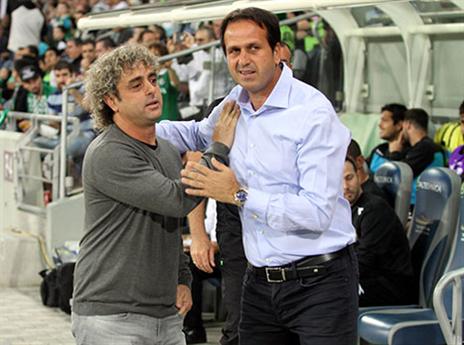 אחד יכול לחייך, השני פחות (יוסי שקל)