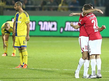 חיבוקים בצד אחד ואכזבה בצד השני (אלן שיבר)