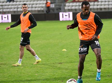 טגה מאמין שהקבוצה תישאר (עודד קרני)