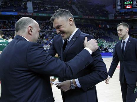 בסוף רק אחד חייך. שאראס עם לאסו (Getty)