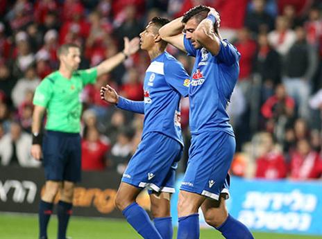 המלאבסים מתקשים מול הקבוצה מבירת הנגב (אלן שיבר)