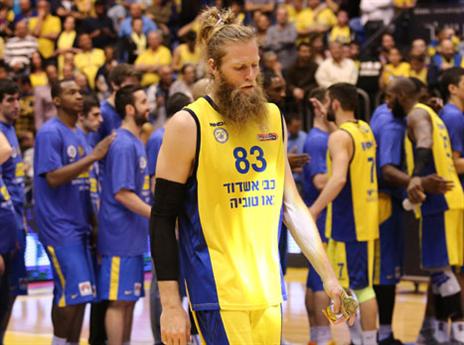 אכזבה עמוקה בעיר הנמל (אלן שיבר)