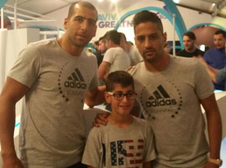 יצחקי, בן חיים ואוהד צעיר