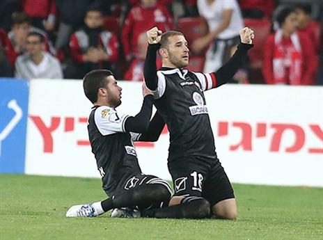 עותמאן חוגג שער נוסף (אלן שיבר)