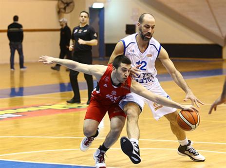 יעזור לארליך להשתפשף. מאיר טפירו (מנהלת הליגה)