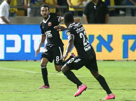 רעננה חוגגת בבלומפילד. מסוגלת לשחזר? (צילום: אלן שיבר)