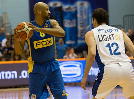 רבע ראשון לא טוב. סמית' (עודד קרני)