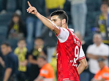 שביעות רצון גדולה. שלומי אזולאי צפוי להמשיך בסכנין (צילום: דני מרון)