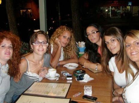 חברות שלא נפרדו