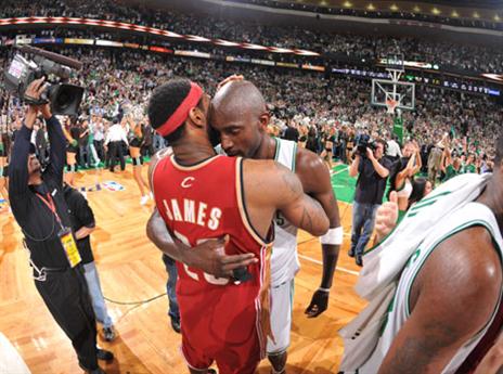 לברון עם ה"ביג טיקט". שכח אותו ברשימה (Getty)