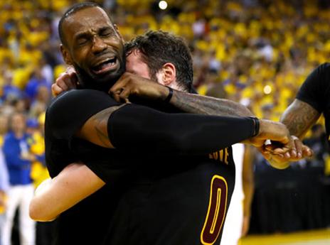 מלא ברגש (GETTY)