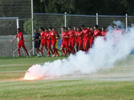 מה יהיה עם הדשא? (רמי כהן שמאלי)