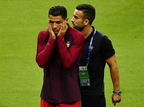 ולא עמד בלחץ עד השריקה האחרונה (getty)