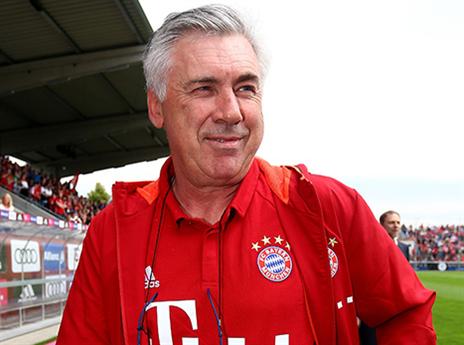 אנצ'לוטי מתרגל לחיים בבוואריה (GETTYIMAGES)