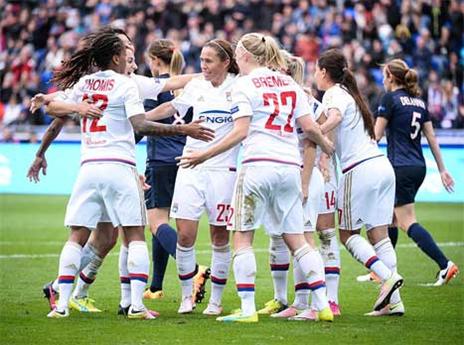 גם היא כבשה במספרת. אבילי (Getty)