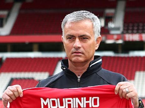 מנקה את הסגל. מוריניו (getty)