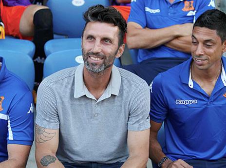 בנאדו. ירד פחות מחוייך מהדשא (אלן שיבר)