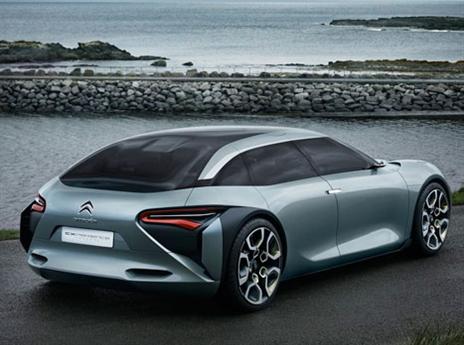 מתאפיינת בקווי גוף מעוגלים