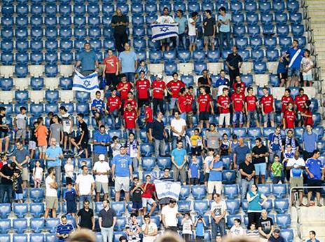 מעט האוהדים שהגיעו (דני מרון)