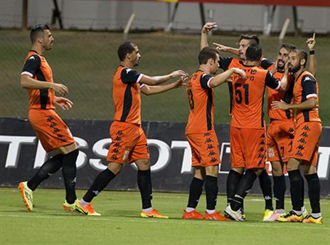 בשעה טובה (עודד קרני)