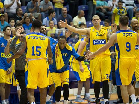 הלך קשה. שחקני מכבי ת"א (עודד קרני)