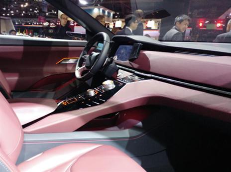 מיצובישי PHEV GT Concept בפריז