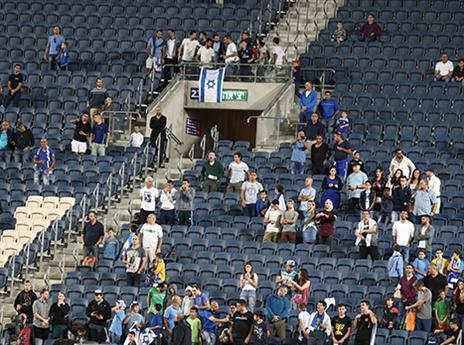 משחקים מול יריבות חלשות יועתקו? (צילום: אלן שיבר)